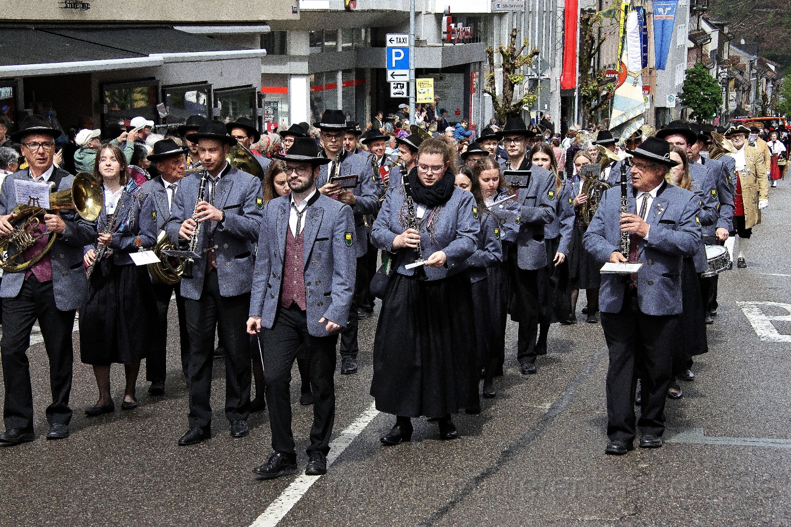 2024 05 Trachtenumzug Unterentersbach.jpg